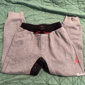 Nike Air Jordan | Logo Graphic Print Sweatpants | Boys | Large